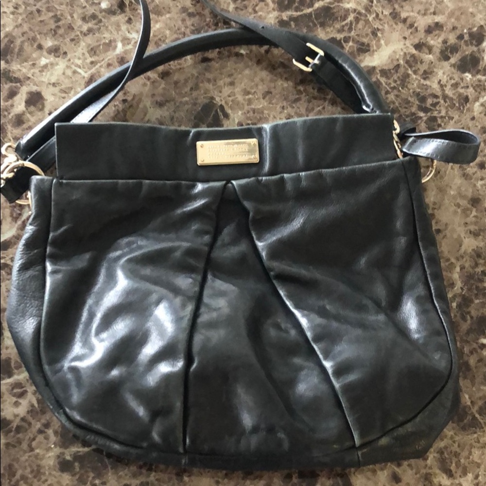 Used authentic black leather Marc Jacobs purse